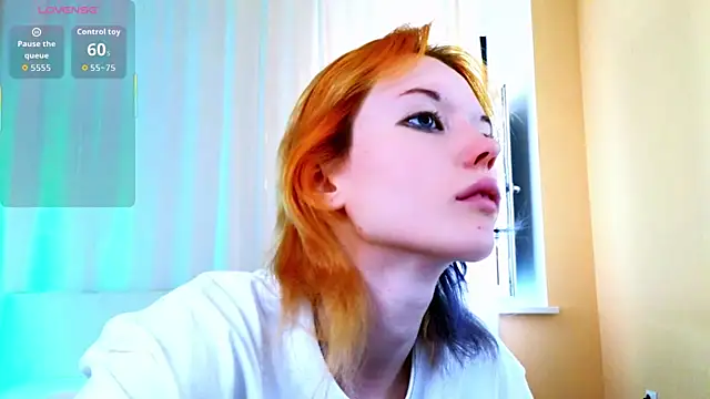 Snapshot of Kiara_Dream chatting on 07-30-26, 12:59 Kiara Dream online show from 07-30-26, 12:59