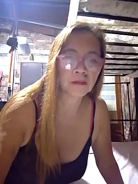 SexyHottMom online show from 11-13-25, 12:26