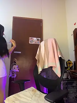 Snapshot of MiaRousexxx_ chatting on 11-11-25, 01:38 MiaRousexxx online show from 11-11-25, 01:38