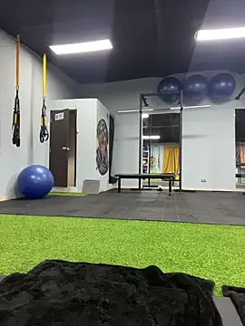 Snapshot of MiaRousexxx_ chatting on 03-11-26, 03:45 MiaRousexxx online show from 03-11-26, 03:45