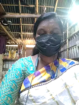 Snapshot of Tamildivya18 chatting on 11-08-25, 05:51 Tamildivya18 online show from 11-08-25, 05:51