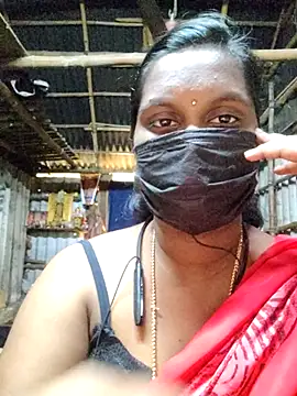 Snapshot of Tamildivya18 chatting on 11-20-25, 05:18 Tamildivya18 online show from 11-20-25, 05:18