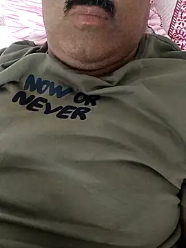 moonflower25 online show from 02-01-26, 04:27