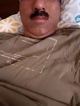 moonflower25 online show from 04-23-26, 01:40