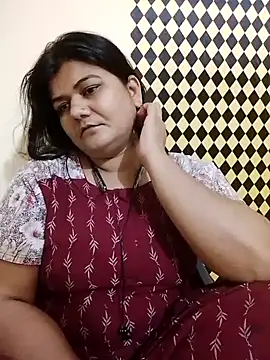 Snapshot of Meenu_tiwari chatting on 09-11-25, 09:26 Meenu tiwari online show from 09-11-25, 09:26