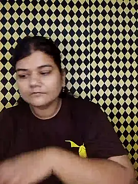 Snapshot of Meenu_tiwari chatting on 09-28-25, 11:26 Meenu tiwari online show from 09-28-25, 11:26