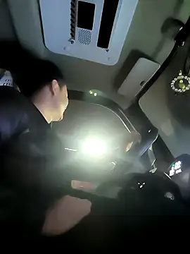 huanhuanaaaaa online show from 04-22-26, 01:01