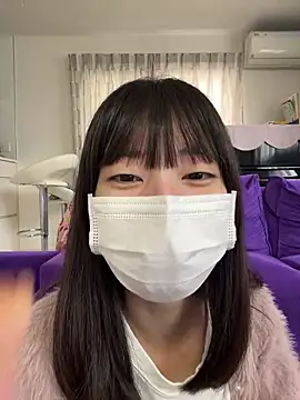 Snapshot of aonyan_7 chatting on 10-16-25, 02:12 aonyan 7 online show from 10-16-25, 02:12