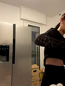 Emilia Mausi online show from 11-05-25, 08:09