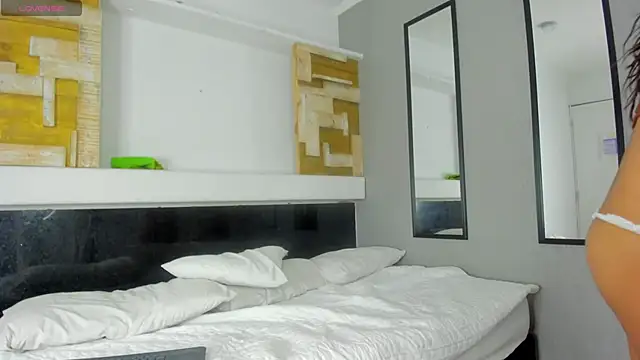 Aleexiiaa online show from 11-27-25, 12:40