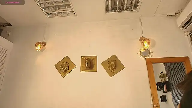 Aleexiiaa online show from 07-18-26, 04:49