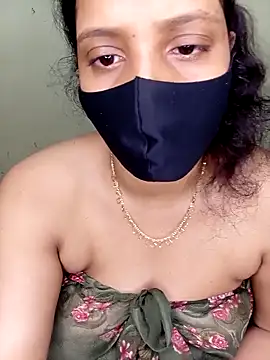 Rose-luckey online show from 11-13-25, 07:46