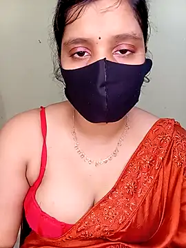 Rose-luckey online show from 04-24-26, 03:47