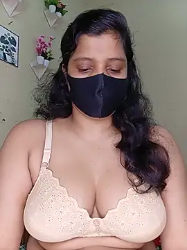Rose-luckey online show from 07-18-26, 07:06