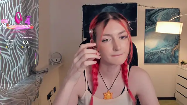 Snapshot of EasterBlink chatting on 09-24-25, 11:35 EasterBlink online show from 09-24-25, 11:35