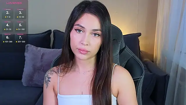 CarolineGuthrie online show from 09-08-25, 02:27