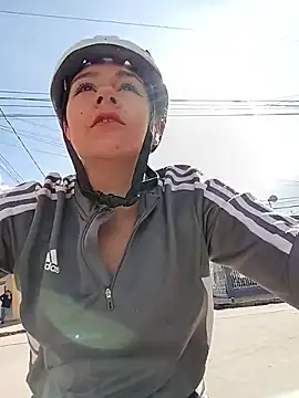 CAROLINE  07 online show from 04-22-26, 01:56