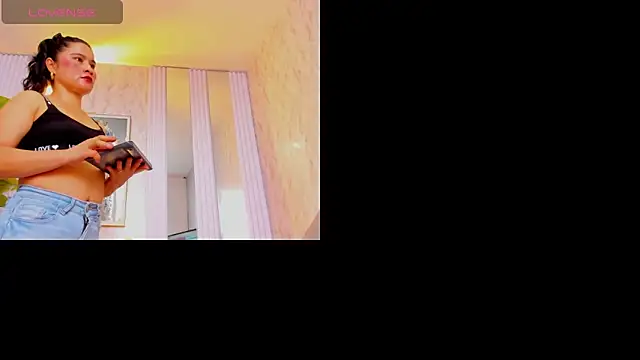 naughty milf4u  online show from 03-09-26, 06:12