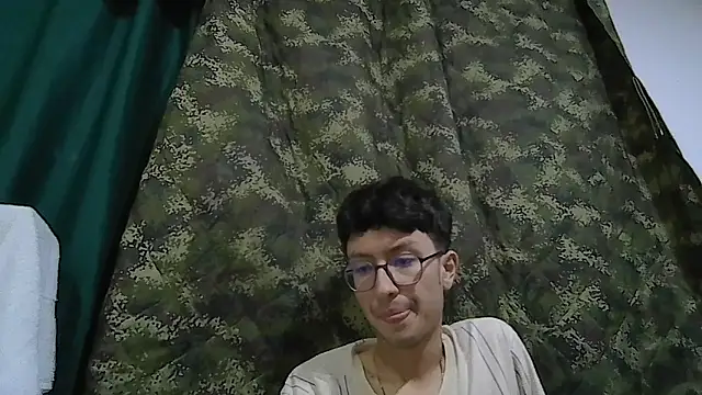 Kevintdx online show from 10-26-25, 02:39