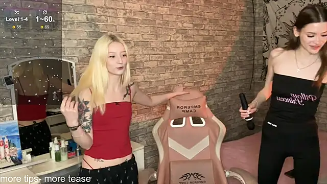 Snapshot of kayaaangel chatting on 12-21-25, 02:02 kayaaangel online show from 12-21-25, 02:02