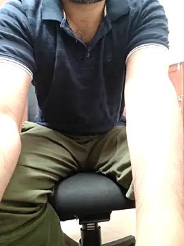 hairysub indiaxh online show from 10-23-25, 03:00