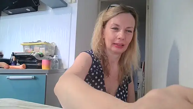 Sweetmurrr online show from 06-14-26, 02:35