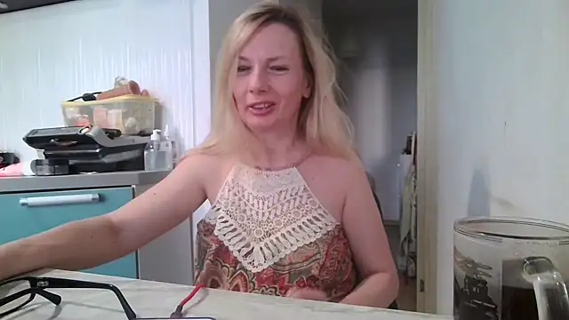 Sweetmurrr online show from 06-26-26, 02:05