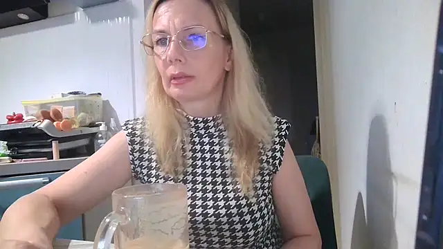 Sweetmurrr online show from 07-14-26, 12:35