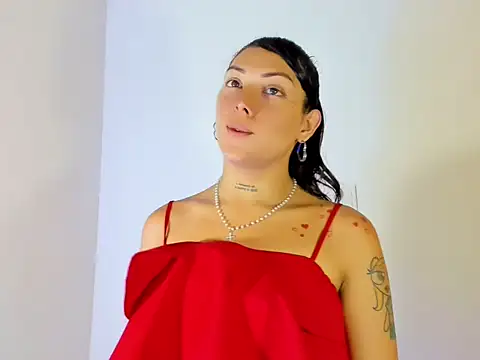 Snapshot of Megan_Gil_ chatting on 09-09-25, 04:28 Megan Gil online show from 09-09-25, 04:28