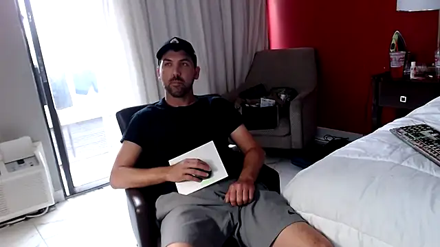 Snapshot of TypicalDepot5 chatting on 09-23-25, 12:52 TypicalDepot5 online show from 09-23-25, 12:52