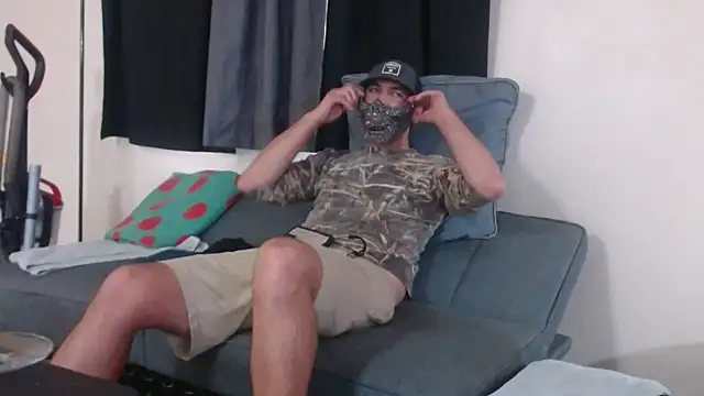 Snapshot of TypicalDepot5 chatting on 10-18-25, 10:54 TypicalDepot5 online show from 10-18-25, 10:54