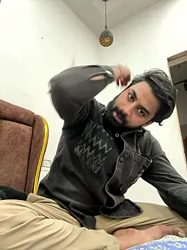 hottestboy03 online show from 01-17-26, 07:13