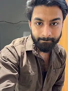 hottestboy03 online show from 02-11-26, 08:41