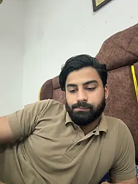 hottestboy03 online show from 03-10-26, 06:02