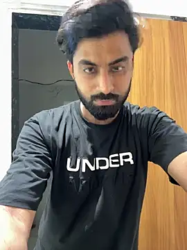 hottestboy03 online show from 05-18-26, 06:52