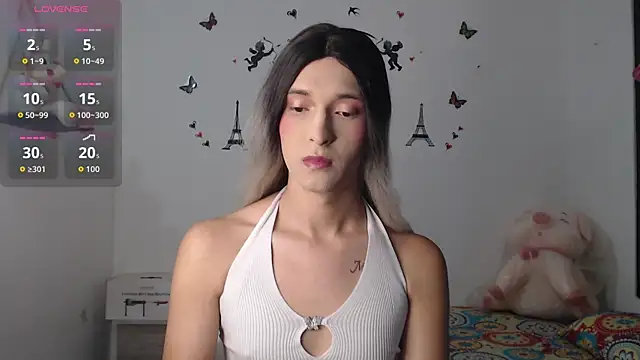 Macarena 05 online show from 09-14-25, 05:56