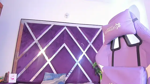 Snapshot of noa_roseasm chatting on 11-11-25, 09:26 noa roseasm online show from 11-11-25, 09:26