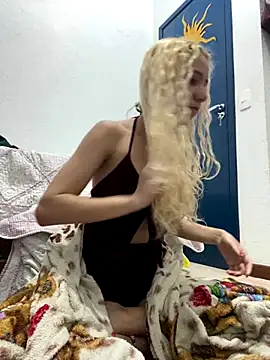 Bruna551 online show from 11-18-25, 03:34