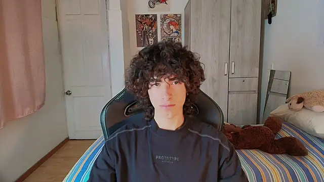 Nude Boy18 online show from 03-23-26, 02:26