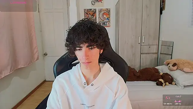 Nude Boy18 online show from 05-22-26, 05:47