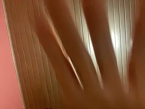 Snapshot of lucioliveira chatting on 09-22-25, 03:03 lucioliveira online show from 09-22-25, 03:03