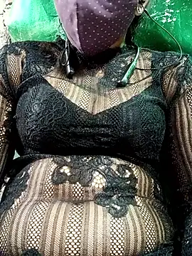 Taitanic143 online show from 02-08-26, 06:44