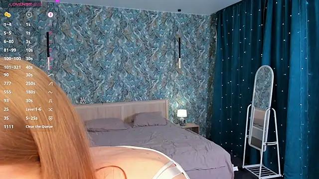 OdellaFrake online show from 03-12-26, 07:42