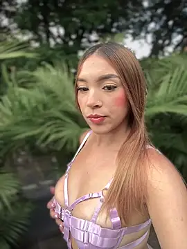 Snapshot of AmberAngelXXX chatting on 09-15-25, 09:15 AmberAngelXXX online show from 09-15-25, 09:15