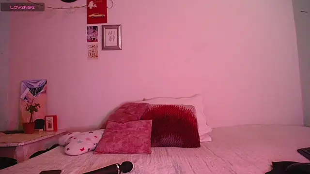 dark  nymph online show from 07-15-26, 08:47