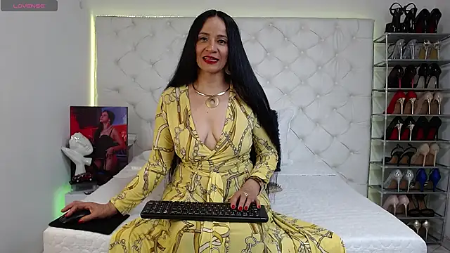 yury m2  online show from 10-02-25, 02:18