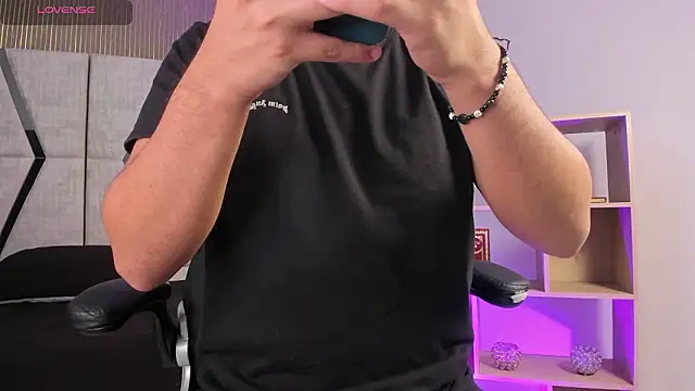 Axel grey  online show from 02-11-26, 01:16