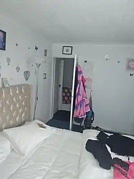 Angeldelightt online show from 12-04-25, 03:32