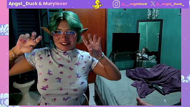 Snapshot of Angel_Duck chatting on 05-25-26, 10:16 Angel Duck online show from 05-25-26, 10:16