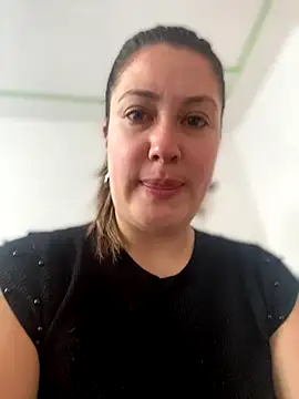 Snapshot of Abby-LS chatting on 09-22-25, 05:04 Abby-LS online show from 09-22-25, 05:04